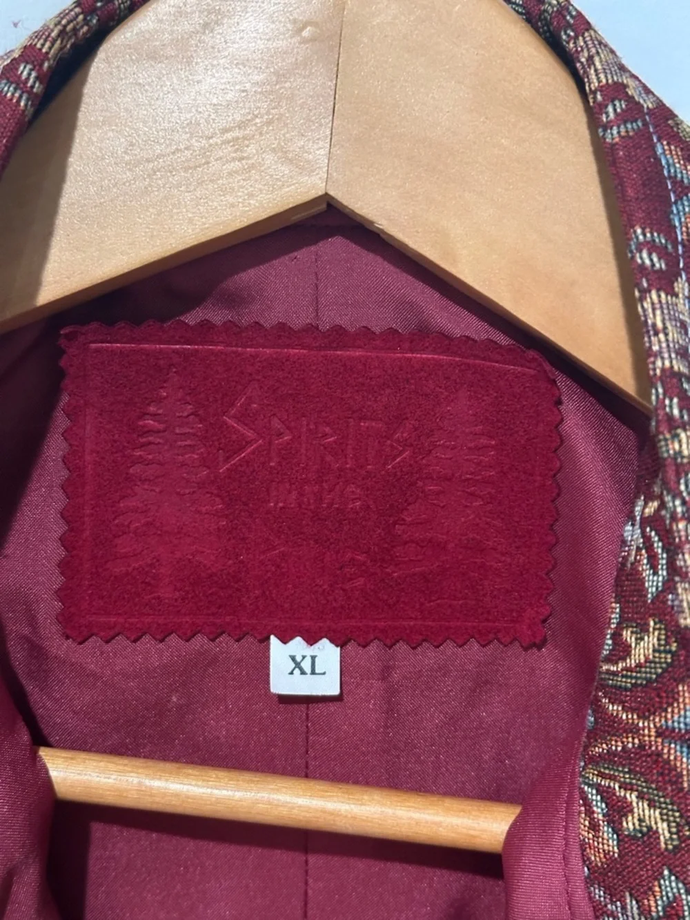 Vintage Tapestry Vest Red Floral Western Boho Button Front Size XL - Picture 3 of 7